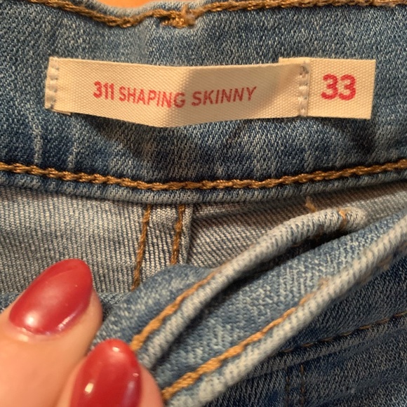 Women’s Levi’s 312 Shaping Size 33/30 Skinny - Picture 7 of 11